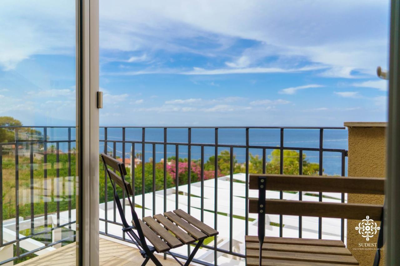 Villa Vittoria - Waterfront House Augusta Ngoại thất bức ảnh