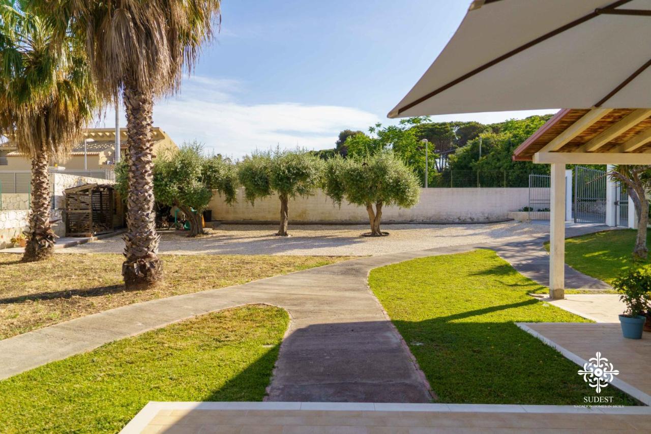 Villa Vittoria - Waterfront House Augusta Ngoại thất bức ảnh