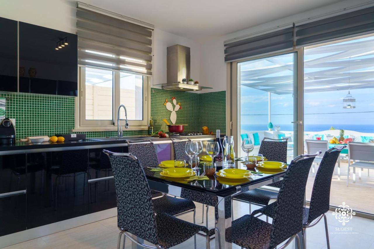 Villa Vittoria - Waterfront House Augusta Ngoại thất bức ảnh