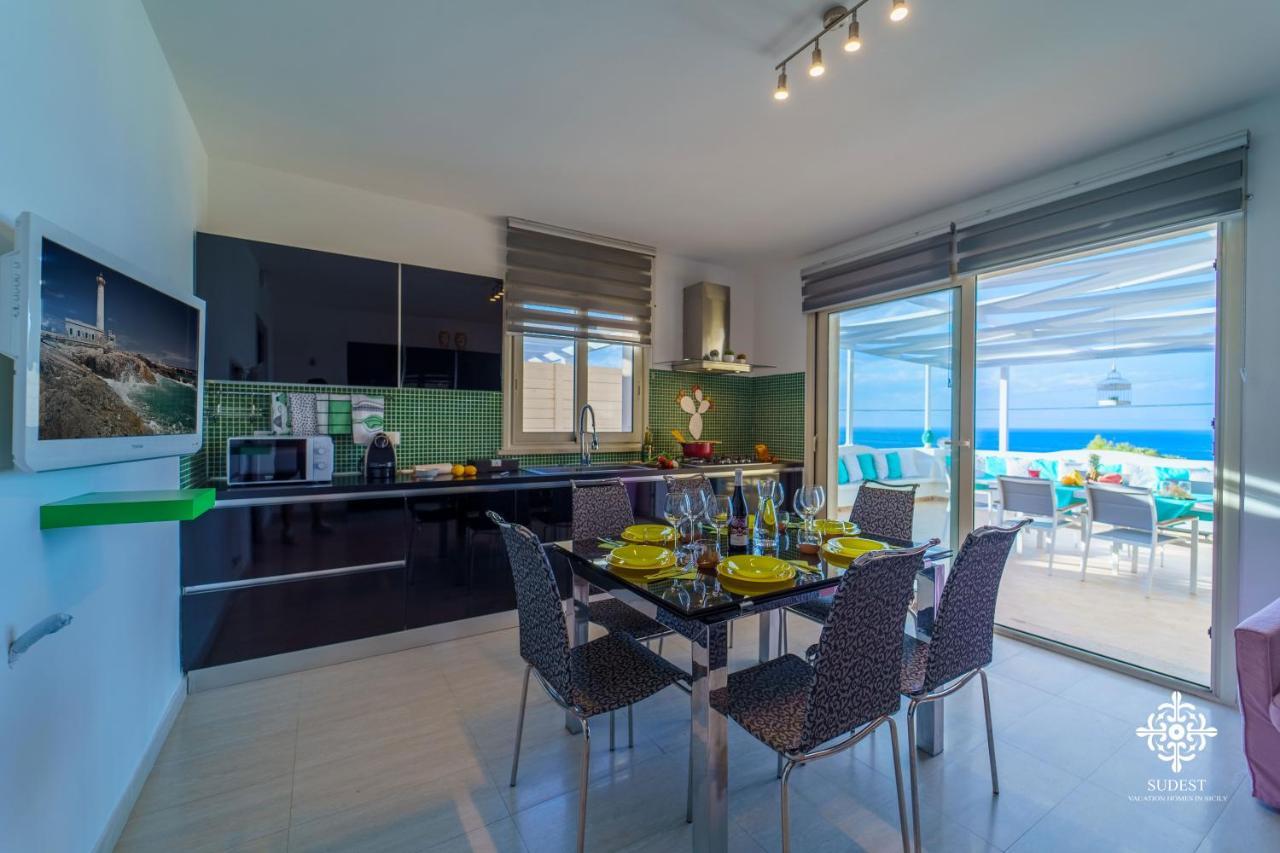 Villa Vittoria - Waterfront House Augusta Ngoại thất bức ảnh