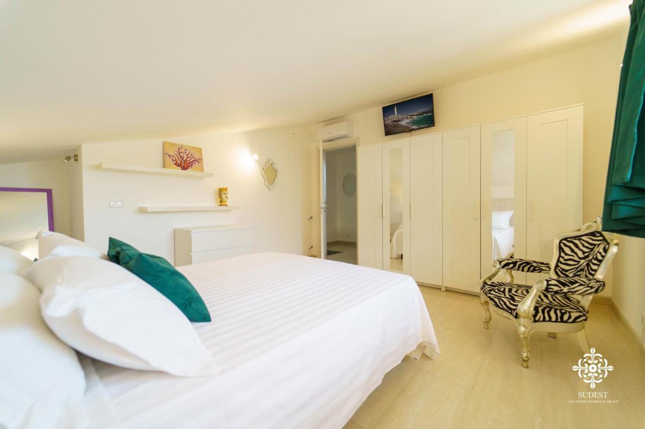 Villa Vittoria - Waterfront House Augusta Ngoại thất bức ảnh